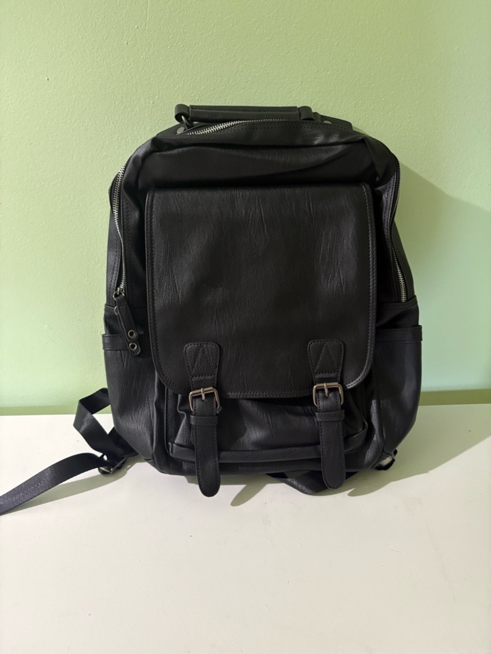 Men's or Women’s Black Leather Backpack - Classic Casual